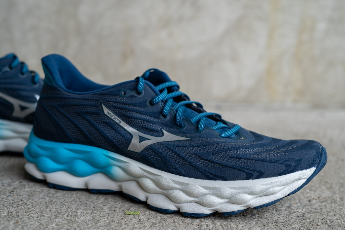 Mizuno Wave Sky 8